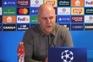 皇冠体育官方入口-斯洛特：我想点名表扬戈麦斯；今天比面对低位防守要有趣得多